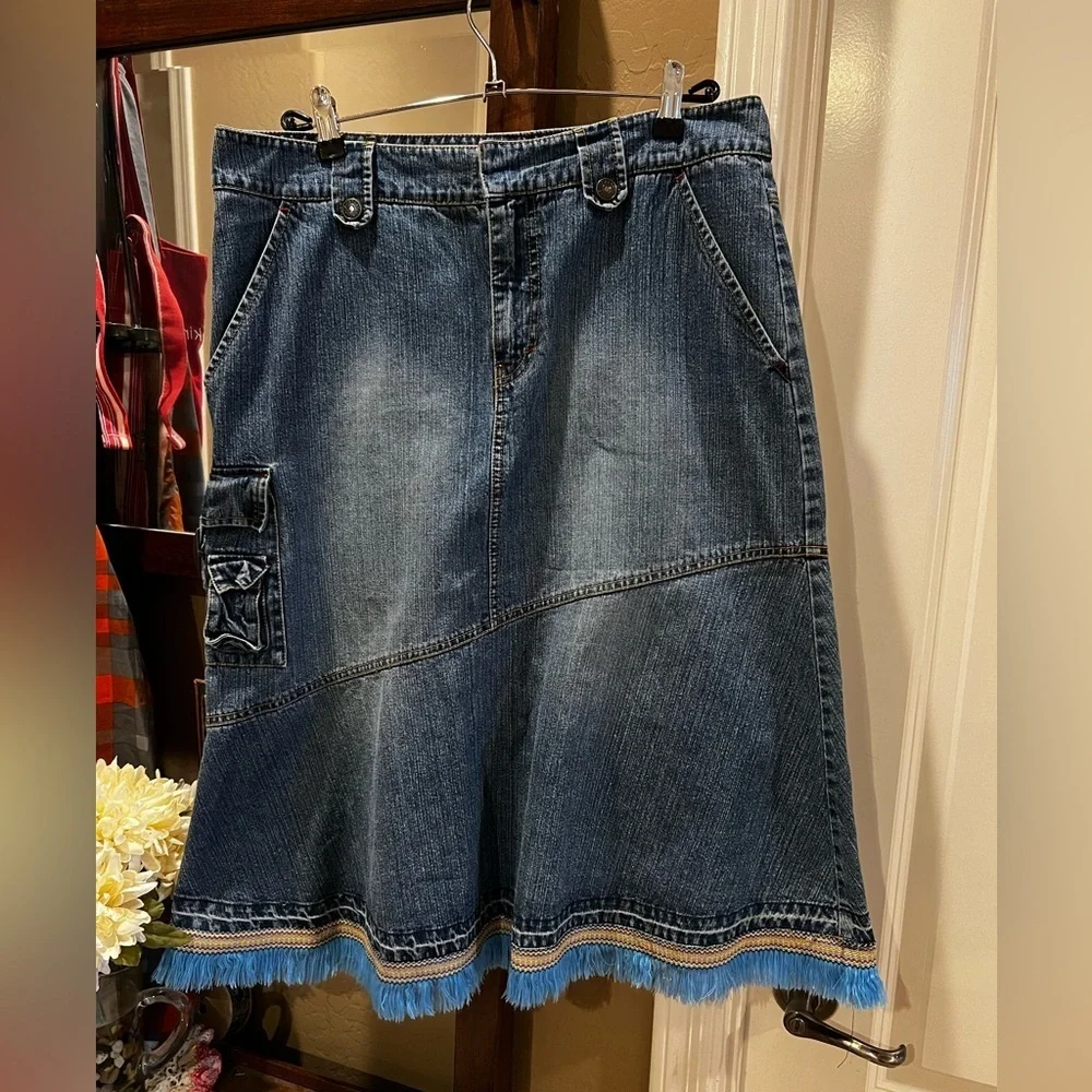Gloria Vanderbilt Medium Denim Jean Midi Skirt Long Waist Pockets & Geometric